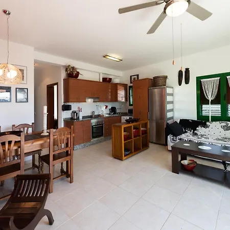 Apartament Eguzki Lore *